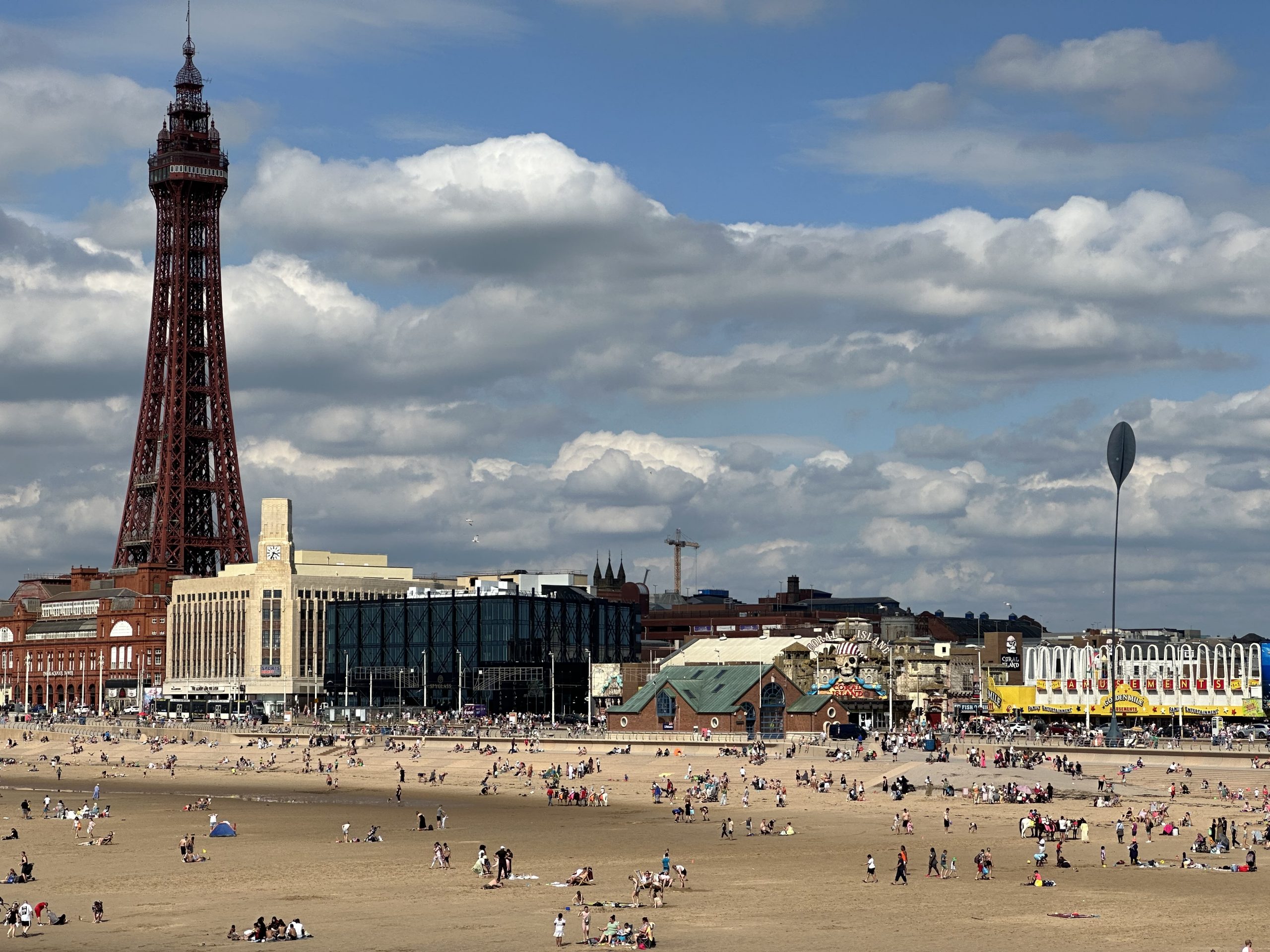 Blackpool Summer Evenings and Weekend Travel Guide